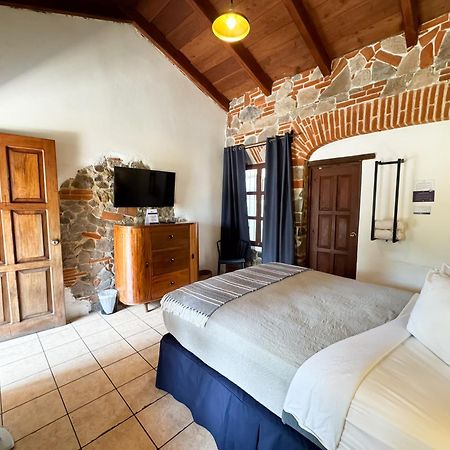 אנטיגואה גואטמלה Hotel Cacique Real מראה חיצוני תמונה