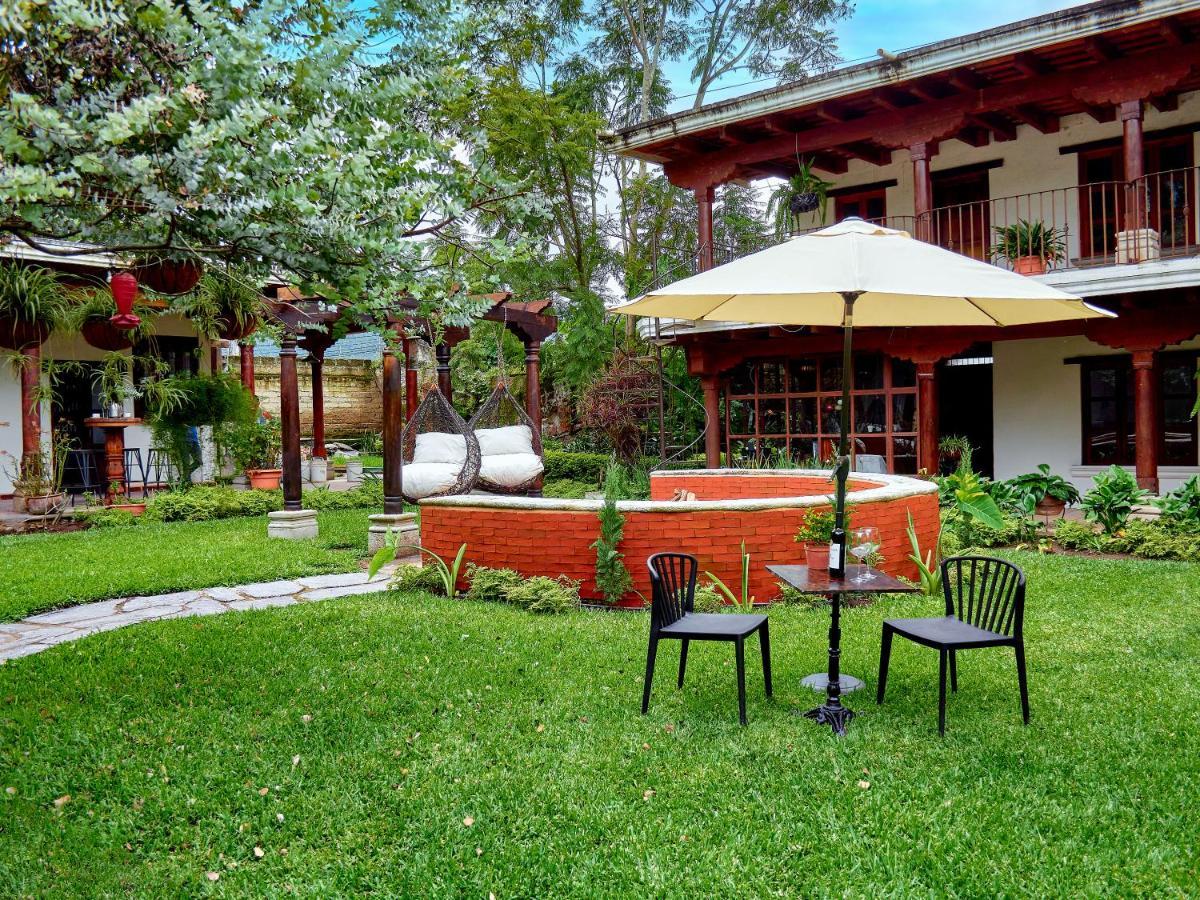 אנטיגואה גואטמלה Hotel Cacique Real מראה חיצוני תמונה