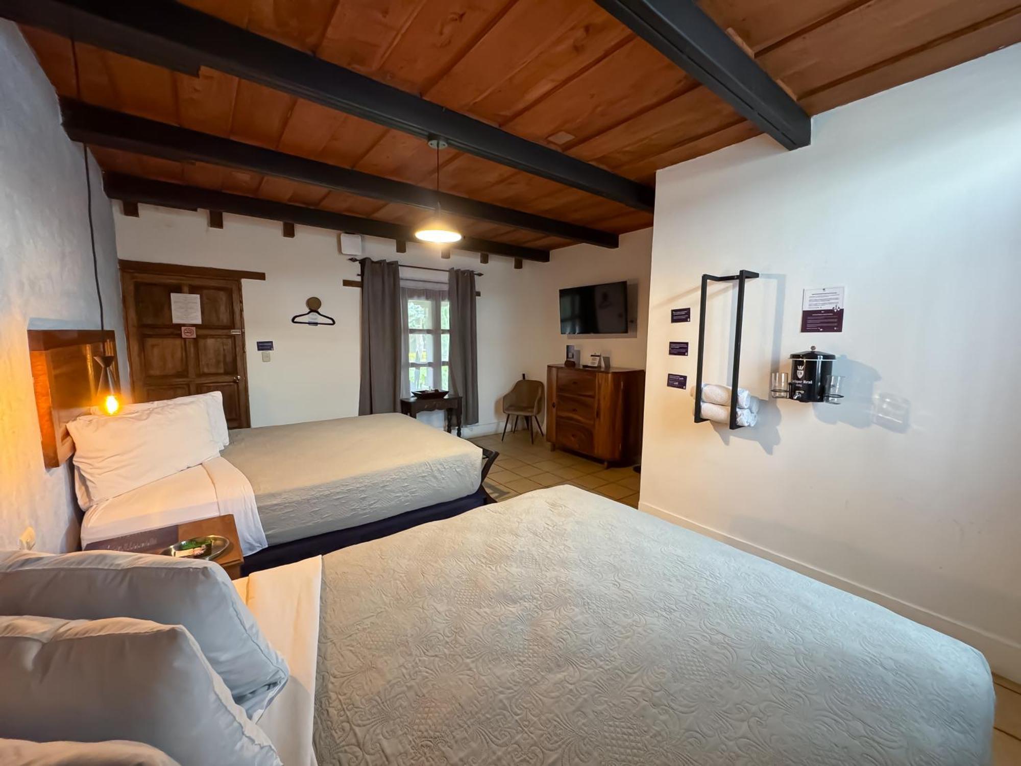 אנטיגואה גואטמלה Hotel Cacique Real חדר תמונה