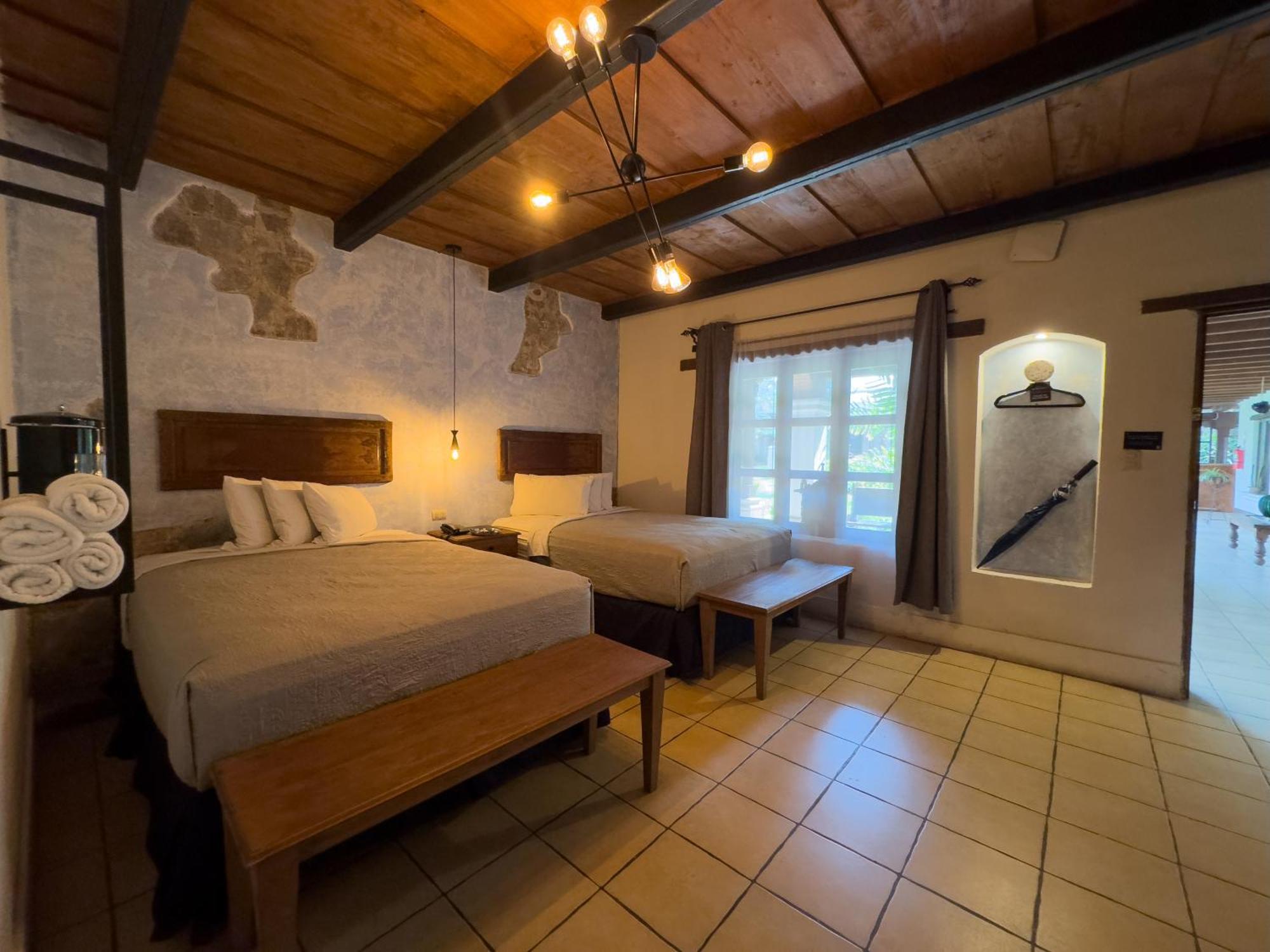 אנטיגואה גואטמלה Hotel Cacique Real חדר תמונה