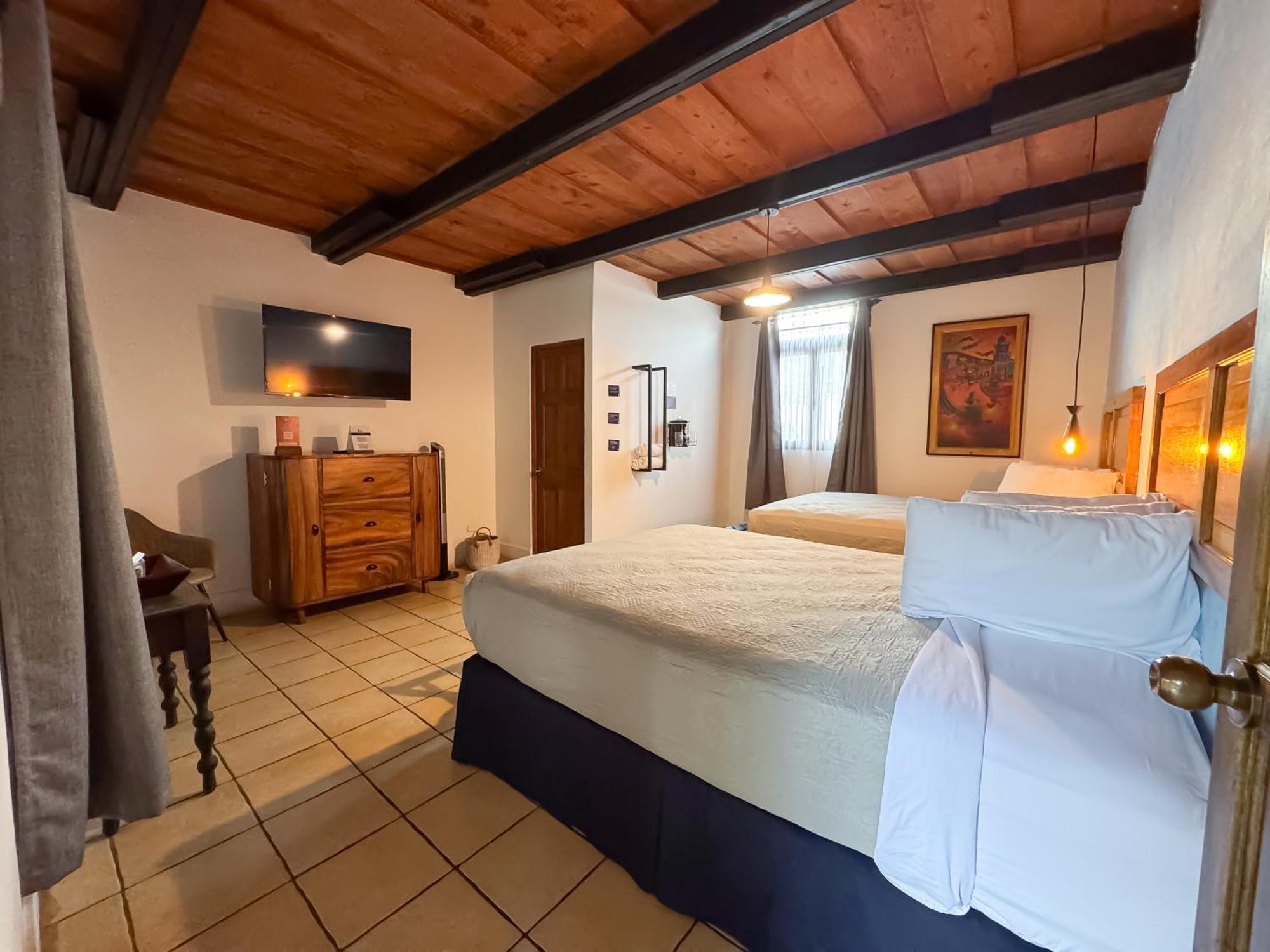 אנטיגואה גואטמלה Hotel Cacique Real חדר תמונה
