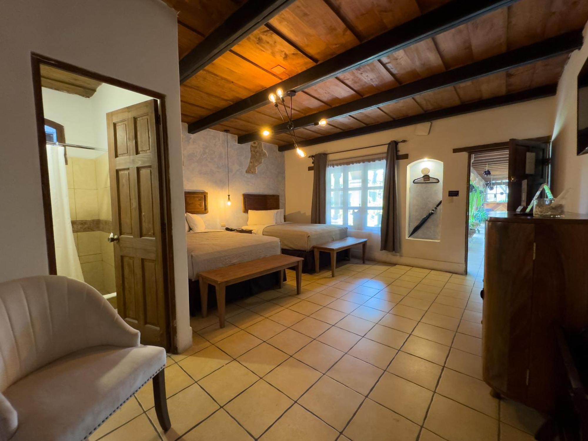 אנטיגואה גואטמלה Hotel Cacique Real חדר תמונה